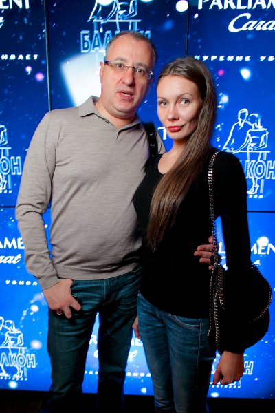 Дмитрий Шахназаров (САЛОН-ПРЕСС) и Галина Гладких (Artcom media)